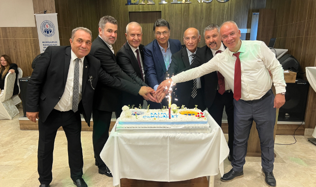 İzmirli mali müşavirler Cumhuriyet Balosu'nda buluştu