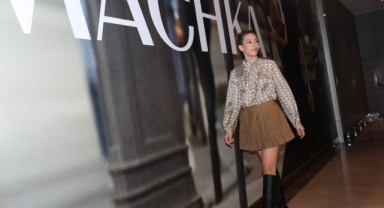 Machka ve Sinem Kobal İzmir’de: “Işığın İçinde Zarafet”