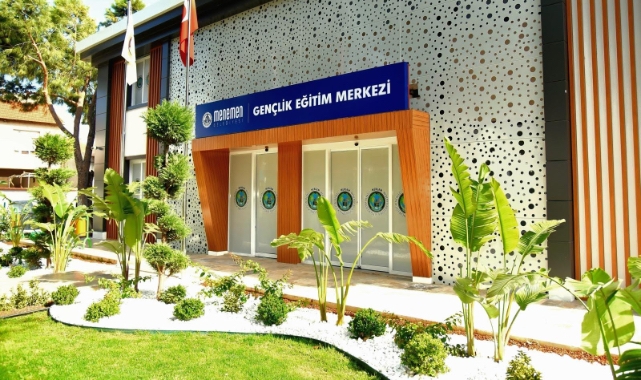 Menemen’de eğitime tam destek