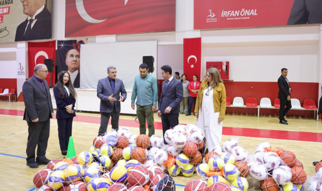 Okullara spor malzemesi desteği