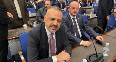 Şenol Aslanoğlu özel izinle İZTO Meclisi’ne katıldı