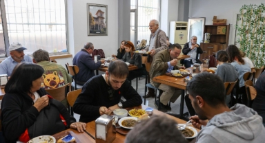 Atatürk'ün aziz hatırasına Kent Lokantaları ücretsiz hizmet verdi