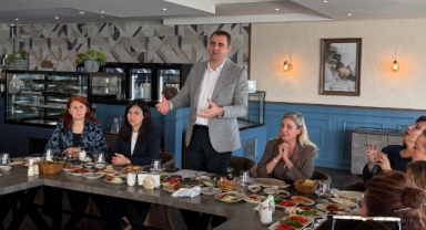 CHP İzmir, kenti geleceğe taşıyacak yeni modeli tanıttı