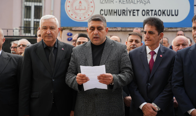 CHP Kemalpaşa'dan 'Yusuf Tekin'e 10 Kasım tepkisi