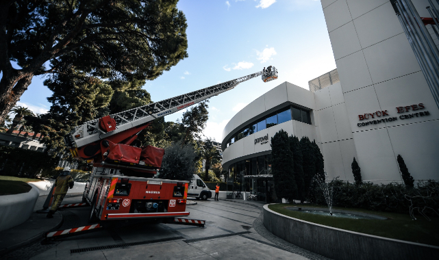 İtfaiye'den Swissôtel Büyük Efes'te nefes kesen tatbikat