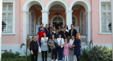 İzmir'in hafızası özel konuklarla canlandı