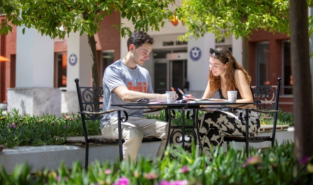 Sağlıklı Kampüs’ projesi dünya finaline yükseldi!