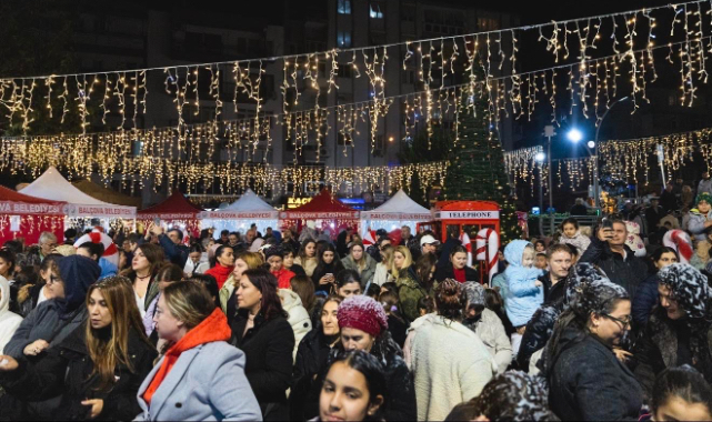 Balçova’da yeni yıl coşkusu: Etkinlikler yoğun ilgiyle devam ediyor