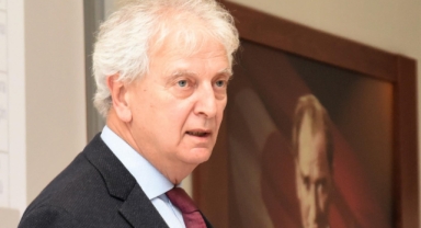 'Ekonomide sürdürülebilir büyüme için yeni stratejiler geliştirilmeli'