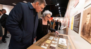 İzmir’in fotoğraf tarihine ışık tutacak sergi açıldı