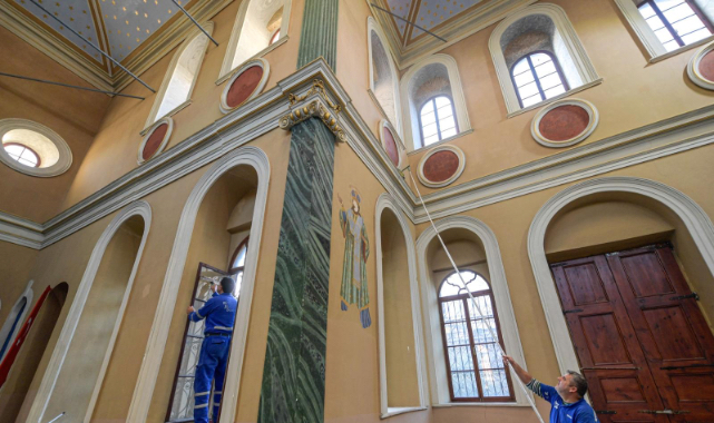 İzmir'in ibadethaneleri pırıl pırıl