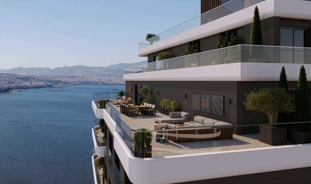 İzmir’in tek sahil projesi Neva Yalı'da 'Yıldızlar Gecesi'