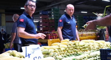 Kemalpaşa'da zabıta, 2025'i yoğun denetimlerle tamamlıyor