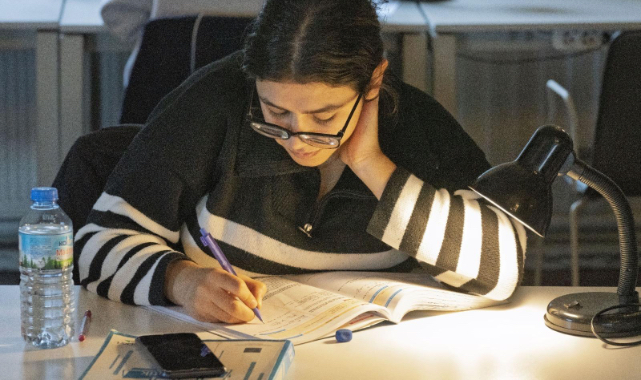 Kitap kurtları, İzmir’in kütüphanelerini çok sevdi