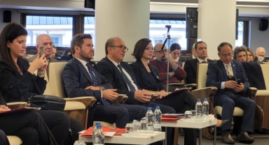 Ulusal sempozyumda Karabağlar modeli