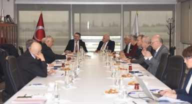 İAOSB Yüksek İstişare Kurulu'ndan ekonomiye ışık tutan öneriler