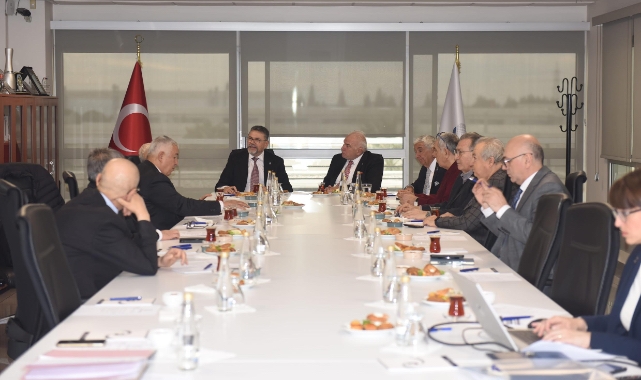 İAOSB Yüksek İstişare Kurulu'ndan ekonomiye ışık tutan öneriler