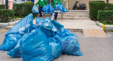 İzmir’de dönüşüm evden başladı