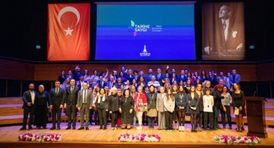 İzmir’de tarihi koruyanlar ödüllendirildi