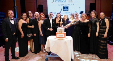 LİYAKAT 15. yılını gala gecesiyle kutladı
