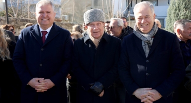 Necati Cumalı 105 yaşında: Yenilenen evde çocuklar edebiyatla buluşacak