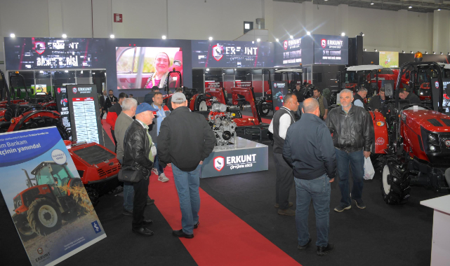 Erkunt Traktör Egeli çiftçilerle buluştu