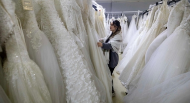 Gelinlik hayali İzmir’de ücretsiz gerçek oluyor