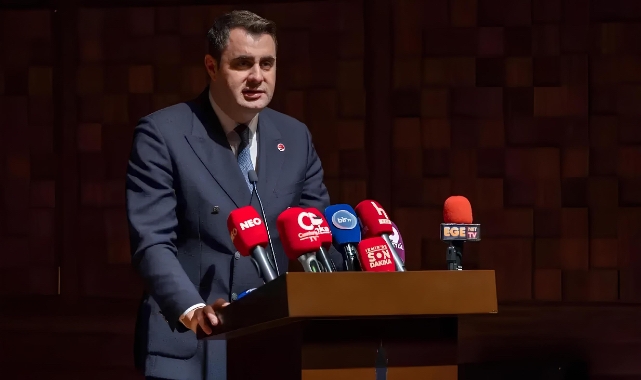 Güç, AKP'nin İzmir'e yaptığının adı düşmanlıktır