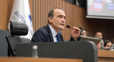 İzBB Meclis Toplantısı’nda provokasyon gerginliği