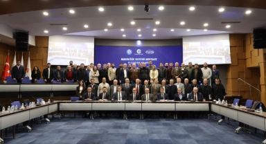Madencilik sektörünün sorunları İzmir'de ele alındı