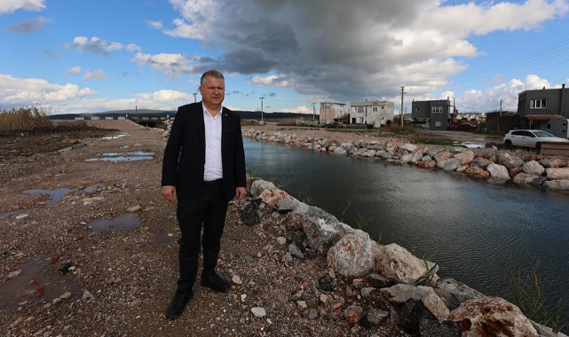 Urla’nın dört bir yanında eş zamanlı çalışmalar devam ediyor