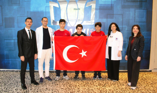 29 Mayıs Okulları'nın üç öğrencisi global yarışmada ilk 3'e girerek gururlandırdı