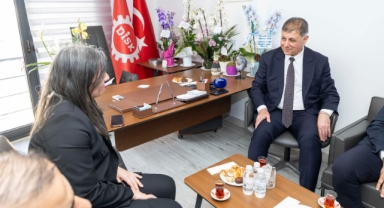 Başkan Tugay'dan DİSK Ege Bölge Temsilciliğine ziyaret
