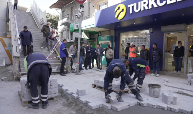 Bayraklı Sevgi Yolu'nda yoğun tempo