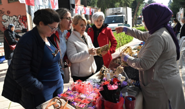 Bornova’da 8 Mart’a güçlü mesaj