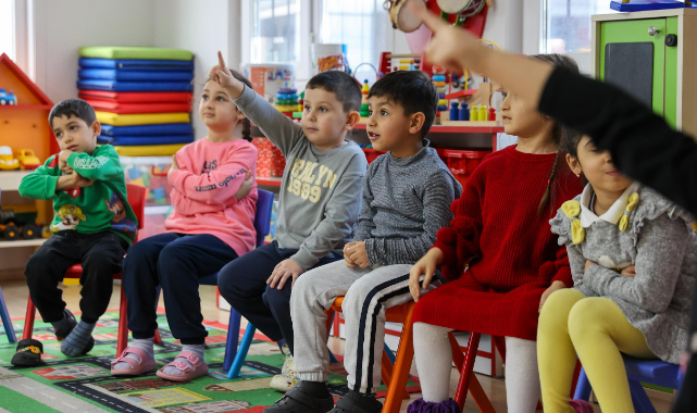 Buca’da “Okuyan Bir Gelecek” projesi tüm hızıyla sürüyor