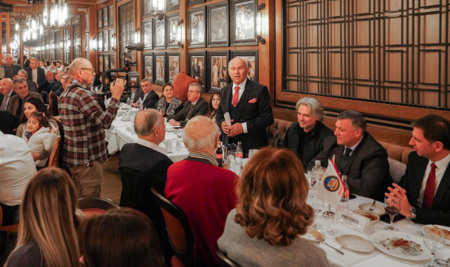 Gaziemir Esnaf Kredi Kooperatifi’nden görkemli iftar…