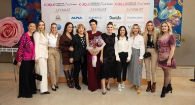 Güçlü kadınlar güçlü yarınlar için buluştu