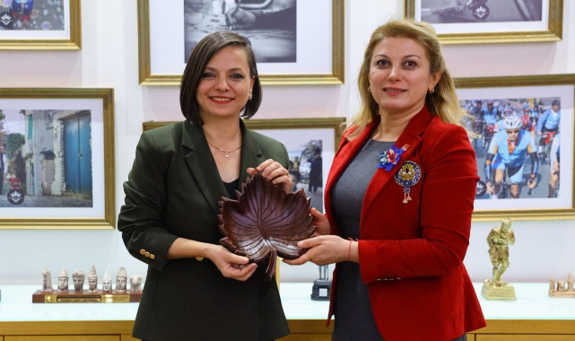 İftar buluşmasına CHP Kadın Kolları Genel Başkanı Asu Kaya konuk oldu