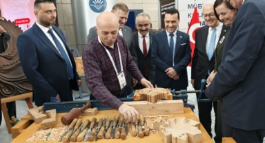 İzmirli mobilyacılar hedef büyüttü