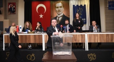 Kuşadası Belediye başkan vekilliğine Tahsin Demirtaş seçildi