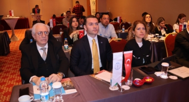 “Türkiye tüketimle değil, üretim ve ihracatla büyümelidir”