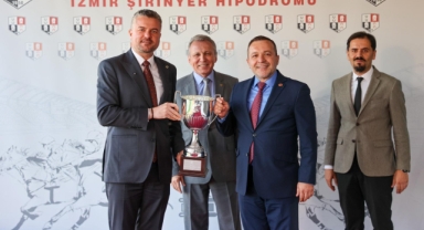 Buca Belediye Başkanlığı Koşusu’nu Önderbeyim kazandı