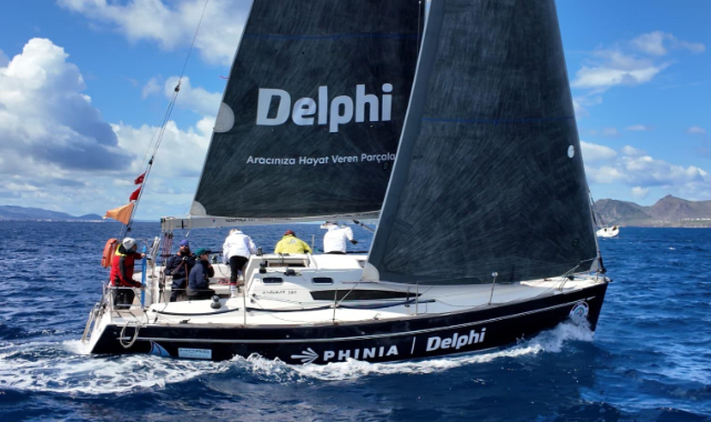 Delphi Türkiye, yelken sporunda yeni rotasına birincilikle başladı
