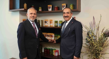 Ege Yaş Meyve Sebze İhracatçıları Birliği’nde Cengiz Balık dönemi başlıyor