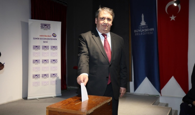 EMD İzmir Şubesi'nde Murat Demircan güven tazeledi