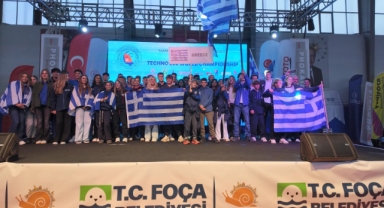 Foça'da Windsurf Techno 293 Dünya Şampiyonası başladı