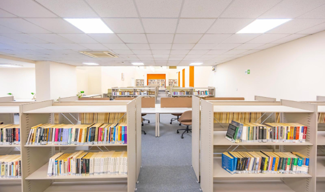 Hasan Ali Yücel Kütüphanesi hizmete girdi