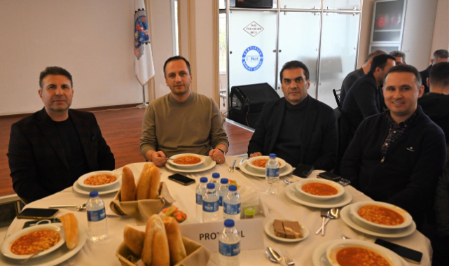 Sanayi esnafıyla aynı sofrada