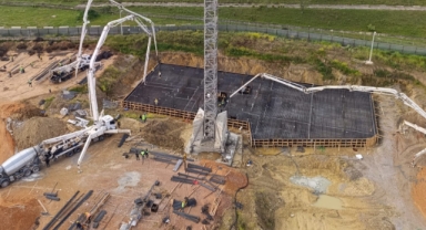 “Uzundere'de konut çalışmaları hızla sürüyor”